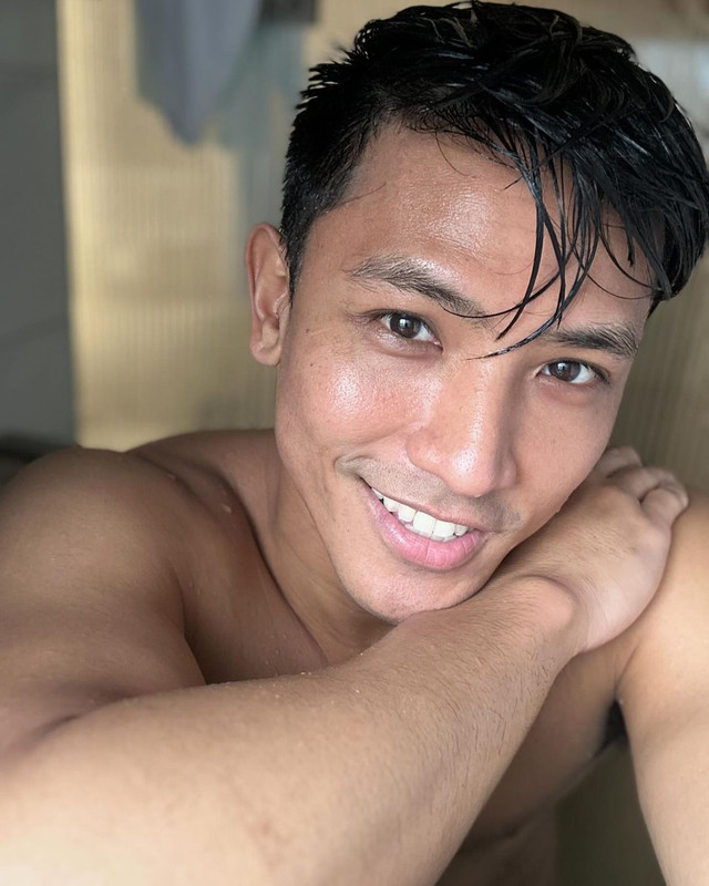 Asian Twunk Luke Calip Goldentwunk Onlyfans Porn Gaysdream Gay