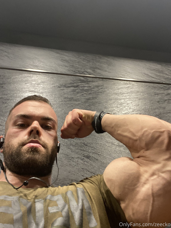 Massive Bodybuilder Pavel Ervinka Zeecko Onlyfans Porn Gaysdream