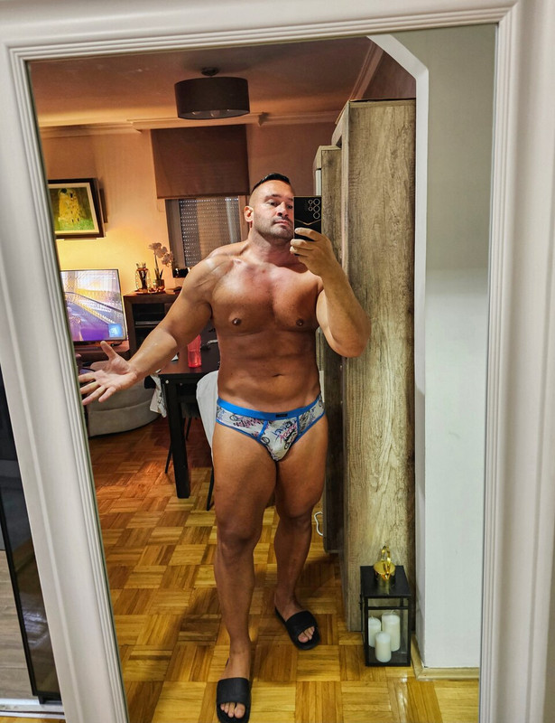 34 Serbian Daddy Vladimir Vladimir 35 Onlyfans Leaked GaysDream Gay