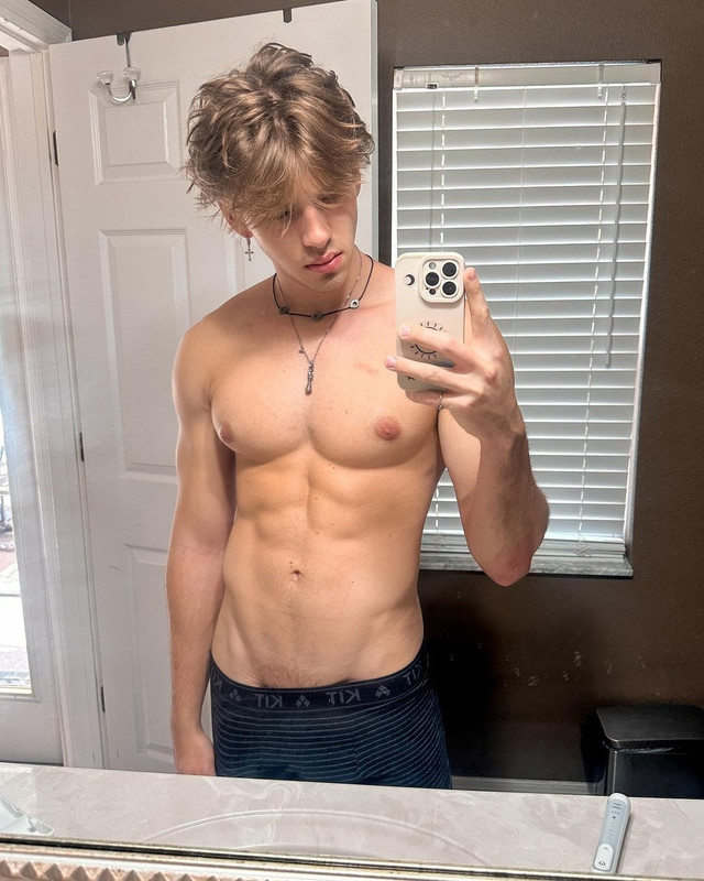 Sexy Boy Toy Jock Chase Stobbe Cmschse Onlyfans Porn Leaked