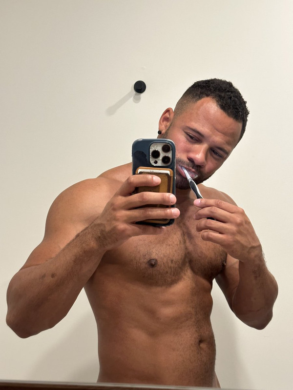 Black Hunk Reegswood Onlyfans Leaked Gaysdream Gay Onlyfans Leaks