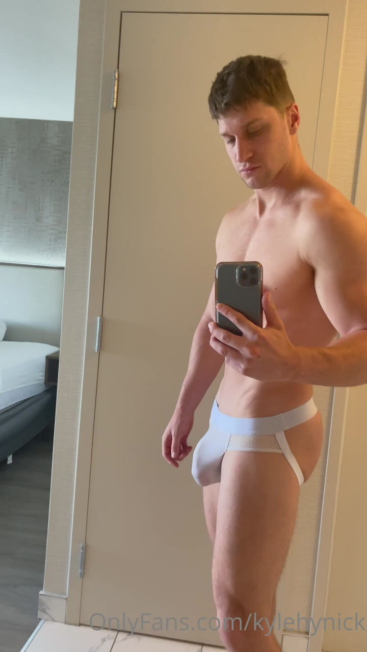 3 hot model Kyle Hynick naughty video