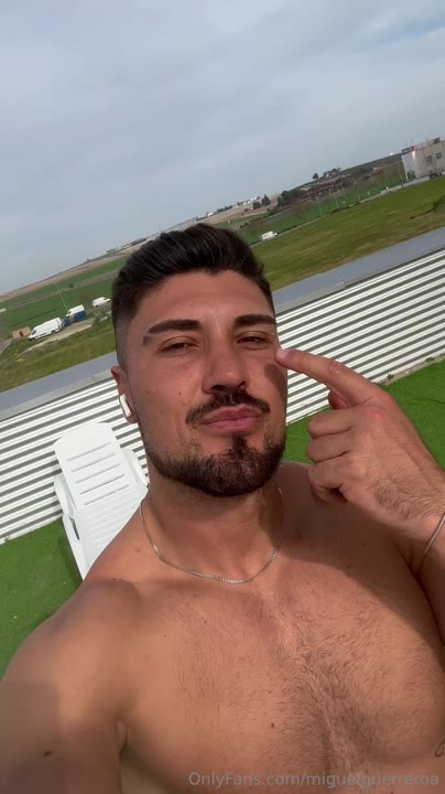 5 Soccer player Miguel Guerrero miguelguerreroa leaked onlyfans