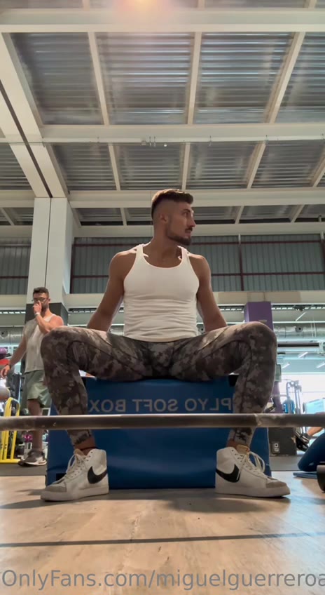 27 Soccer player Miguel Guerrero miguelguerreroa leaked onlyfans