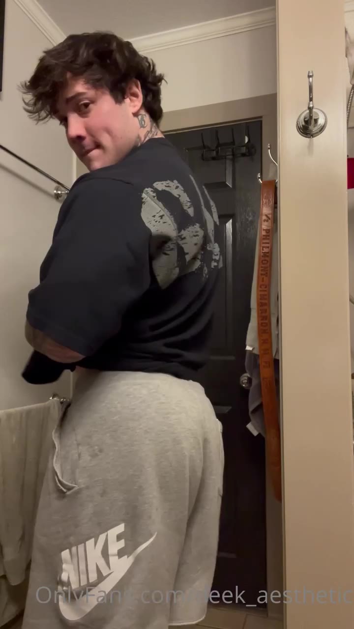 251 Derek Martin  deek_aesthetic Onlyfans Video
