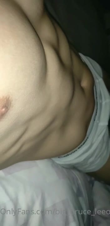 33 BustyBruceLee Onlyfans