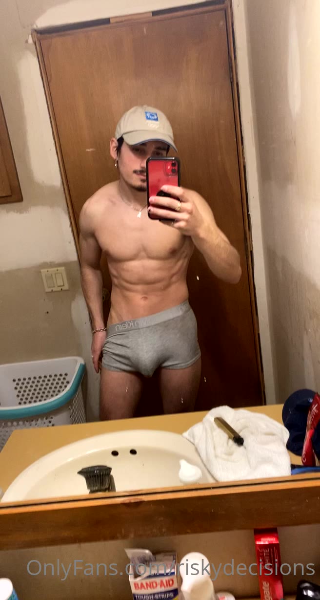36 riskydecisions onlyfans