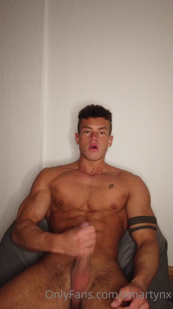 34  tattooed muscle hunk maesthetix xmartynx martinisdead onlyfans porn