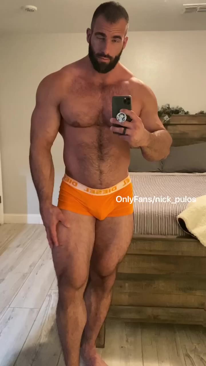 32  Muscle Daddy Nick Pulos modern_spartan nick_pulos OnlyFans Leaked
