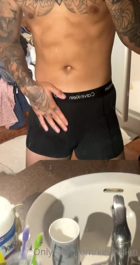 24 Kevin Dien kevindien vietpapi onlyfans porn