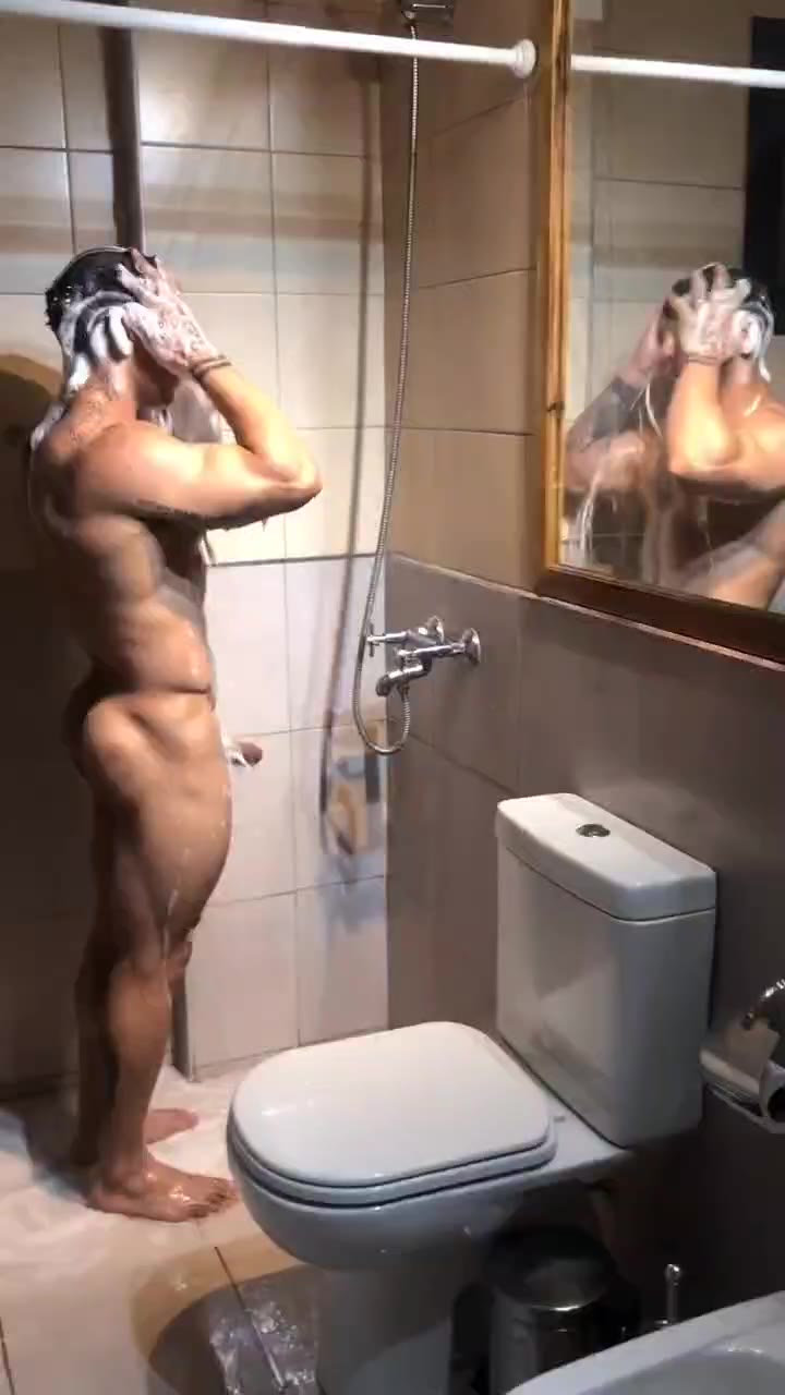 1 HOT LATINO HUNK  FRANCO BERTAINA FRANOKK02 NUDE LEAKED