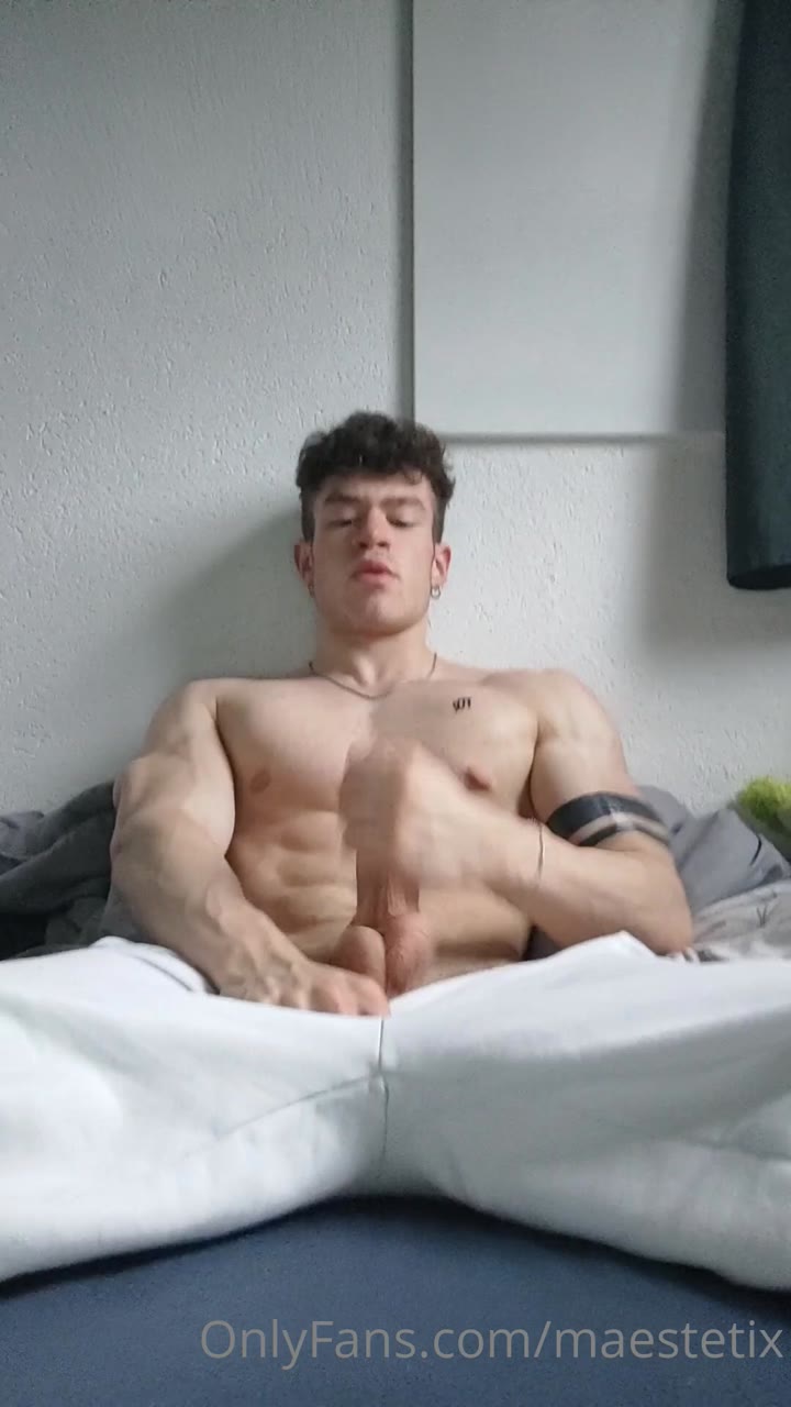 62  tattooed muscle hunk maesthetix xmartynx martinisdead onlyfans porn