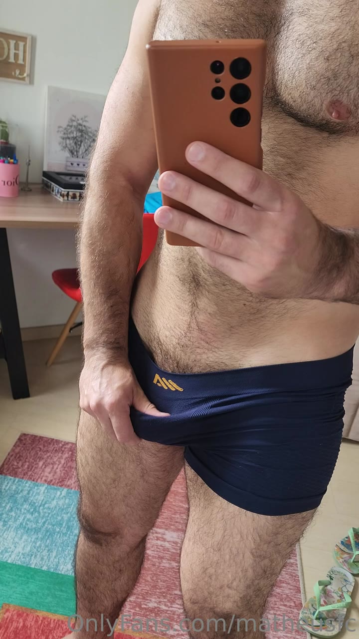 71 Hairy  muscle hunk matheusfc onlyfans porn