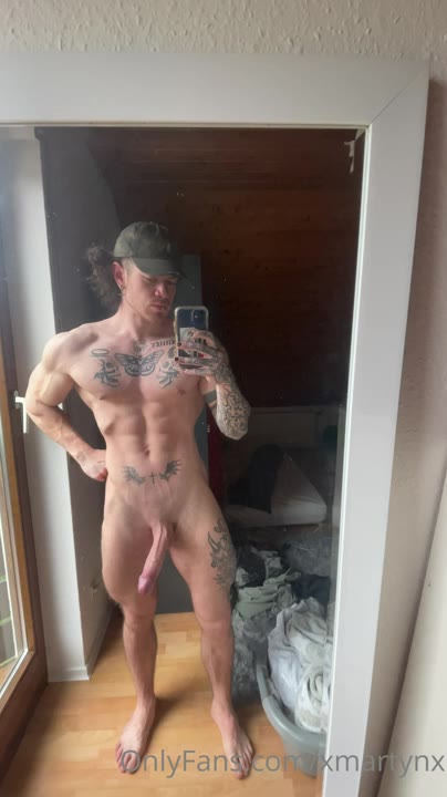 13  tattooed muscle hunk maesthetix xmartynx martinisdead onlyfans porn