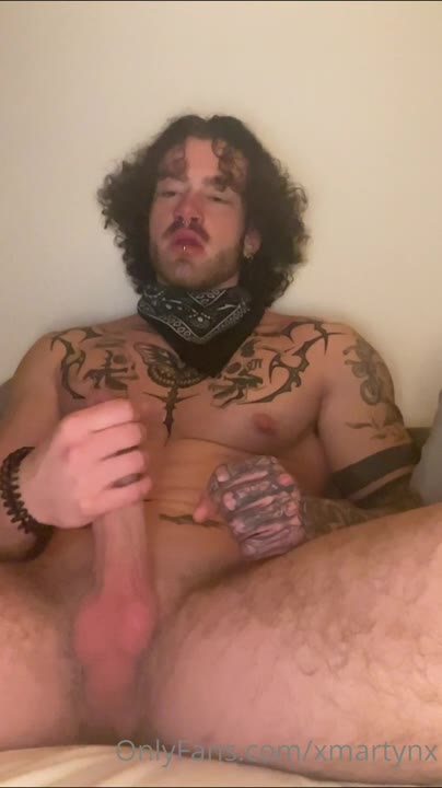 14  tattooed muscle hunk maesthetix xmartynx martinisdead onlyfans porn