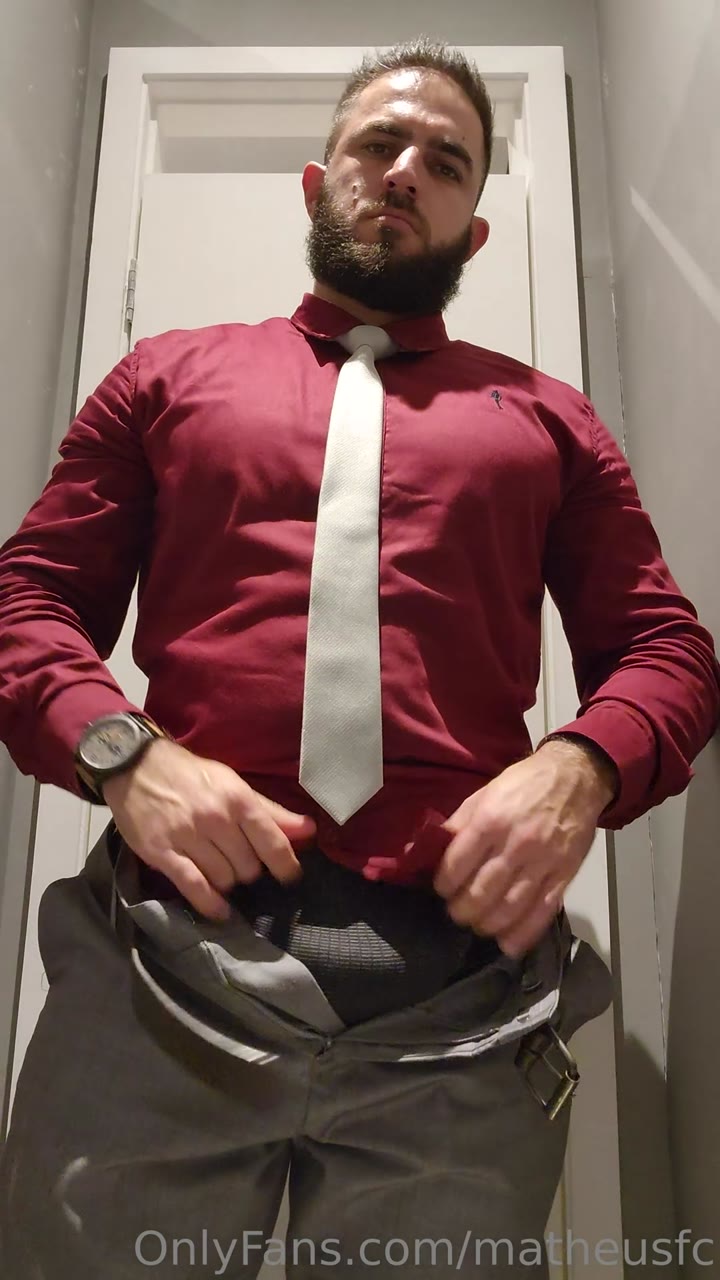 110 Hairy  muscle hunk matheusfc onlyfans porn