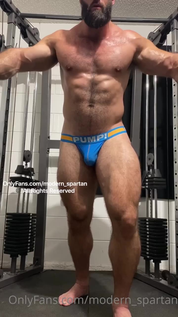 67  Muscle Daddy Nick Pulos modern_spartan nick_pulos OnlyFans Leaked