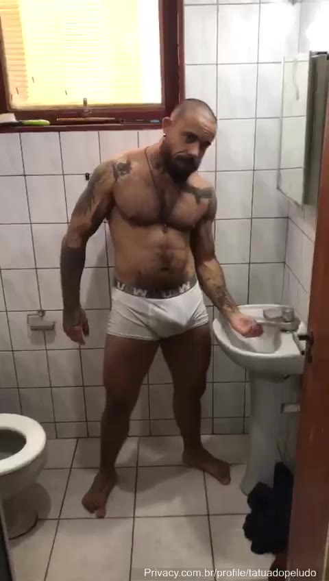 30 Brazilian Bear Tatuado Peludo tatuadopeludo porn
