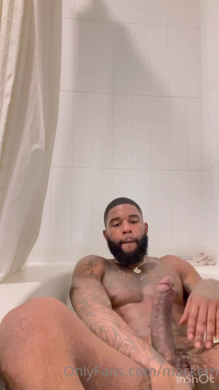121  EX ON THE BEACH STAR MALCOLM DRUMMER MACKEM Leaked Onlyfans