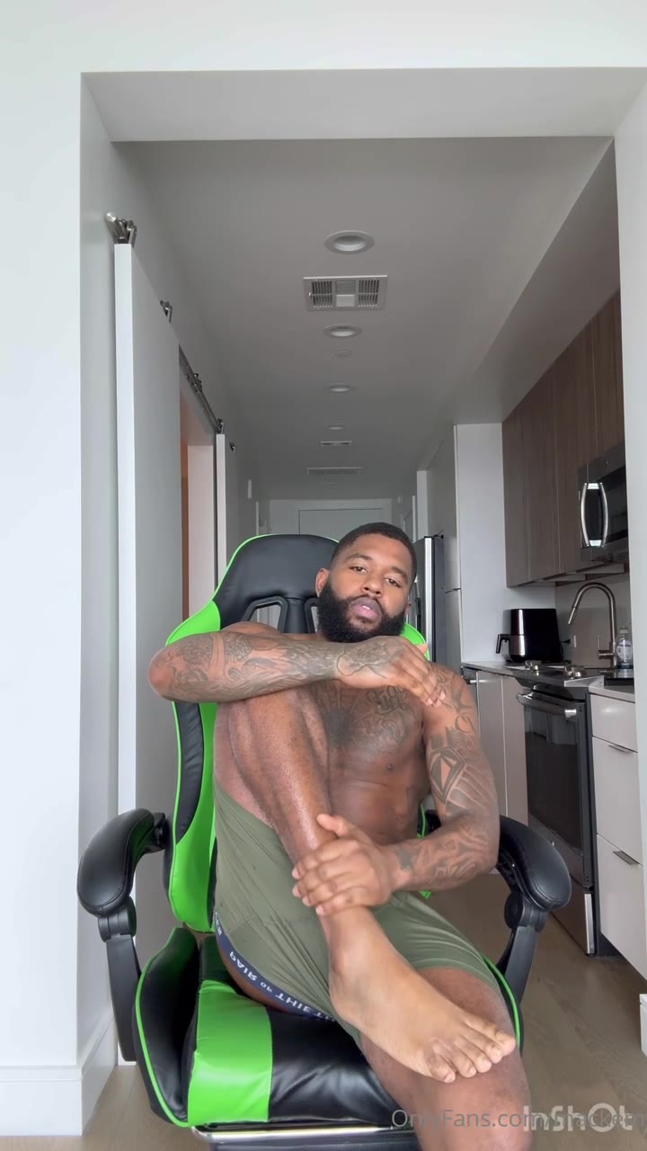 352  EX ON THE BEACH STAR MALCOLM DRUMMER MACKEM Leaked Onlyfans