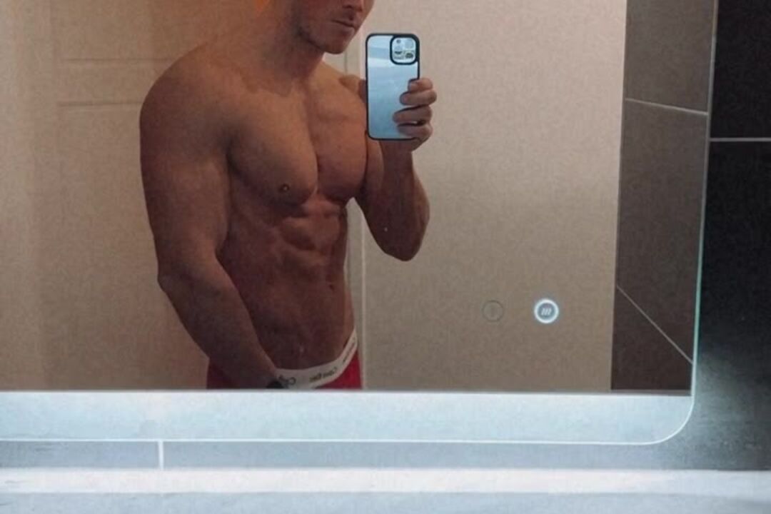 87 Fitness model Joel Fath powerjoel onlyfans