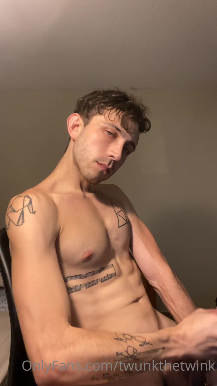 25 twunkthetwink onlyfans porn leaked