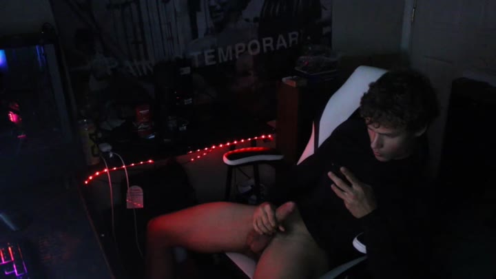 11 muscle jock maxednat big cock masturbation