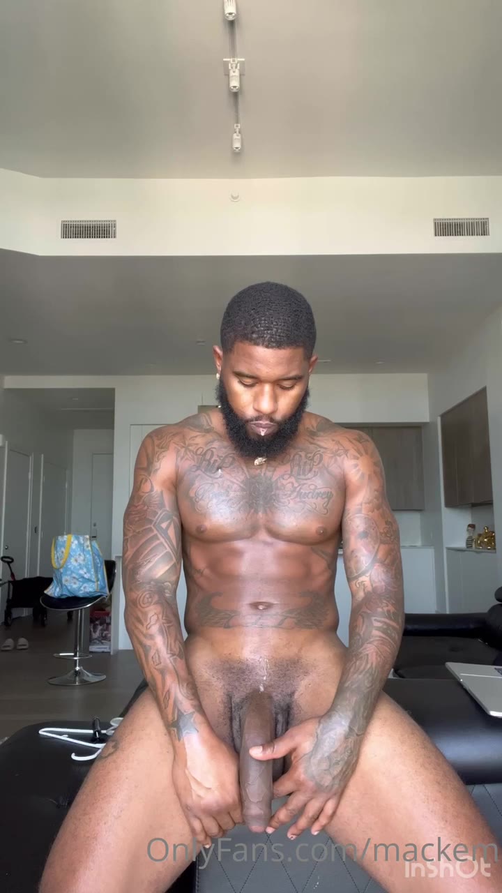 358  EX ON THE BEACH STAR MALCOLM DRUMMER MACKEM Leaked Onlyfans