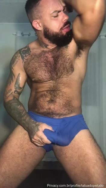 36 Brazilian Bear Tatuado Peludo tatuadopeludo porn