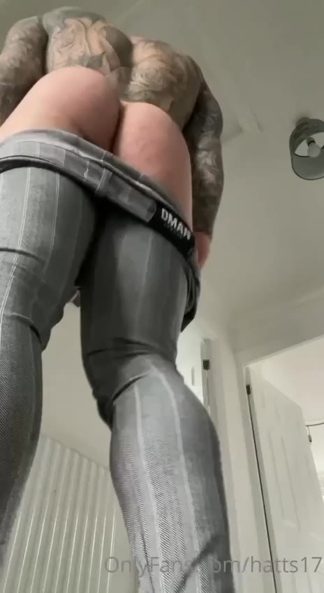 38 Tattooed Hottie Personal trainer Chris Hatton hatts17 leaked onlyfans porn