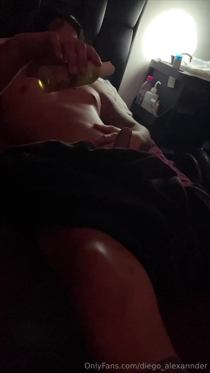42 Disabled Latino hunk Diego Alexannder diego_alexannder onlyfans porn leaked