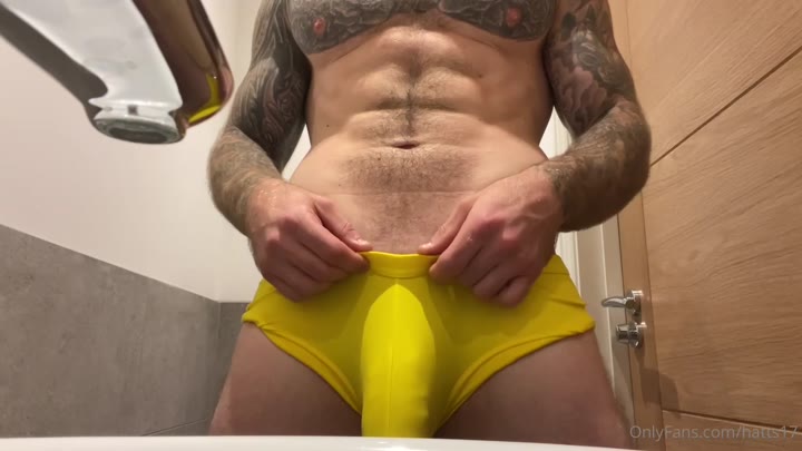149 Tattooed Hottie Personal trainer Chris Hatton hatts17 leaked onlyfans porn