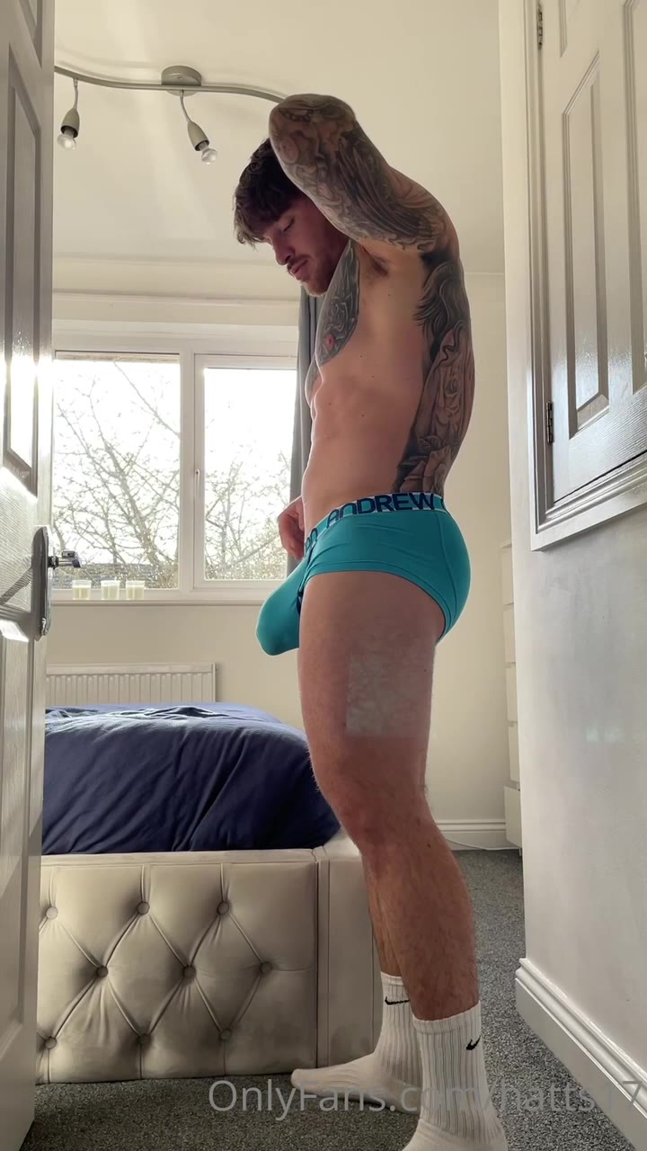 153 Tattooed Hottie Personal trainer Chris Hatton hatts17 leaked onlyfans porn