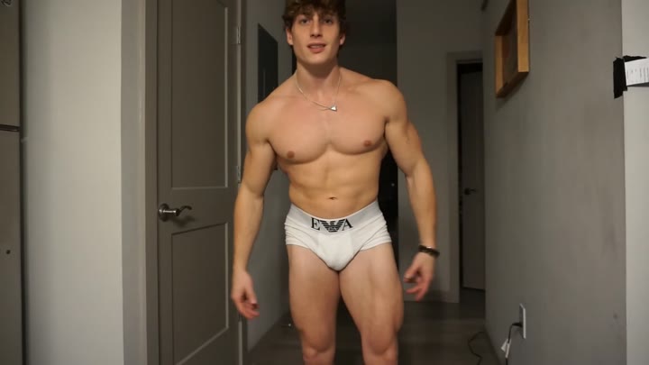 16 Dominant Bodybuilder Caleb Sky calebsky Onlyfans porn