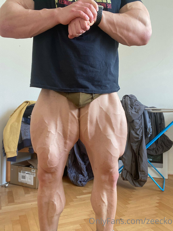234 Massive bodybuilder Pavel Červinka zeecko onlyfans porn