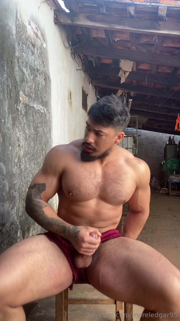 170 Latino hunk Edgar Morel moreledgar95 onlyfans porn