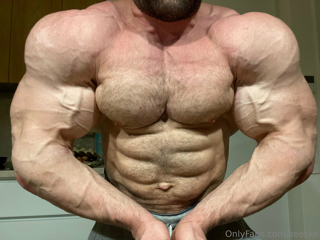 85 Massive bodybuilder Pavel Červinka zeecko onlyfans porn