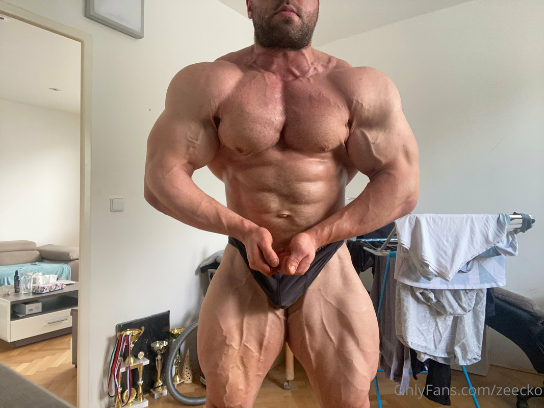90 Massive bodybuilder Pavel Červinka zeecko onlyfans porn