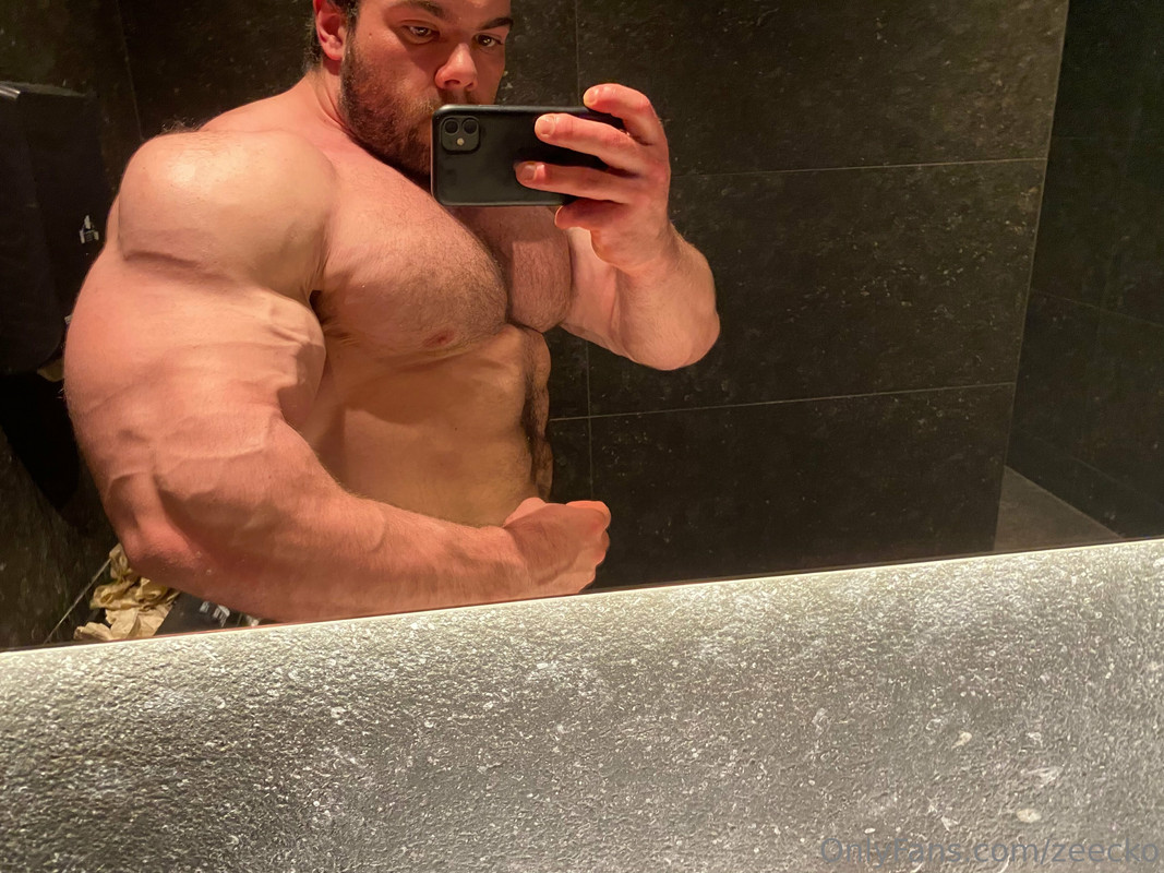 100 Massive bodybuilder Pavel Červinka zeecko onlyfans porn
