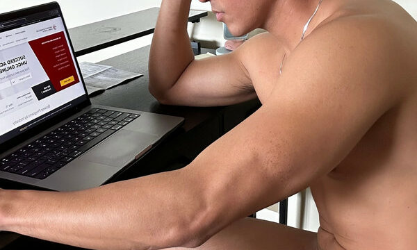 221 Asian twunk Luke Calip goldentwunk671 onlyfans porn