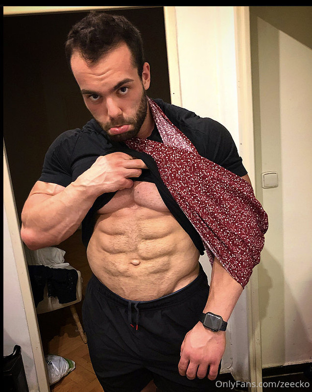 148 Massive bodybuilder Pavel Červinka zeecko onlyfans porn