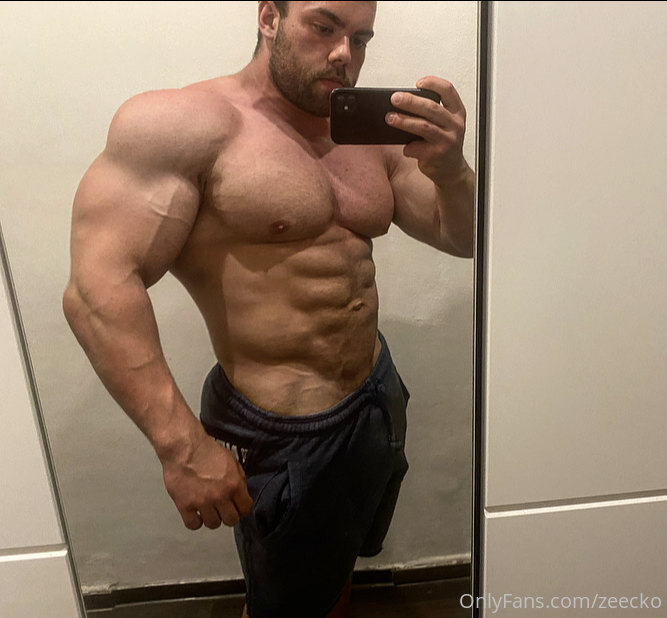 152 Massive bodybuilder Pavel Červinka zeecko onlyfans porn
