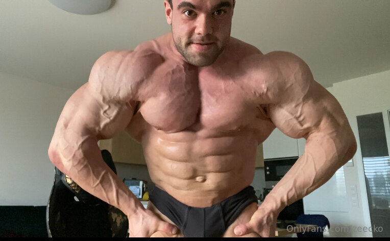 158 Massive bodybuilder Pavel Červinka zeecko onlyfans porn