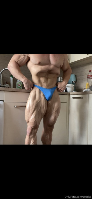 176 Massive bodybuilder Pavel Červinka zeecko onlyfans porn