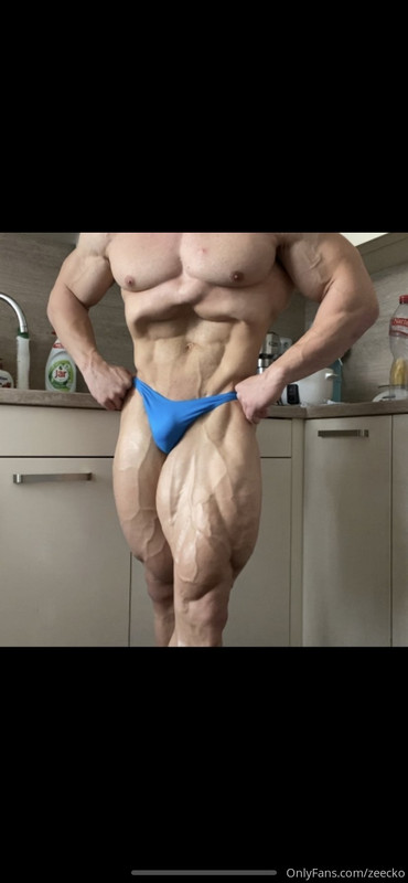179 Massive bodybuilder Pavel Červinka zeecko onlyfans porn