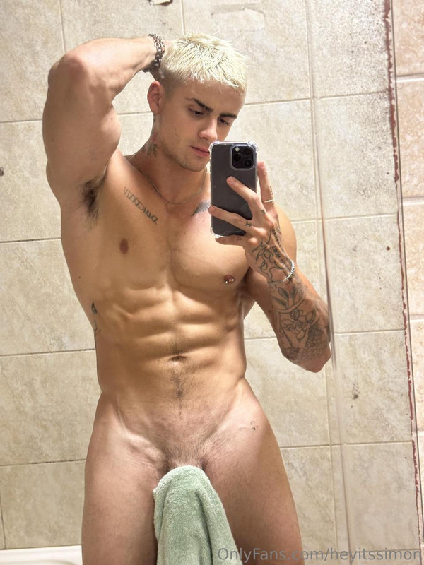 2 Simón Costa heyitssimon sexy cock