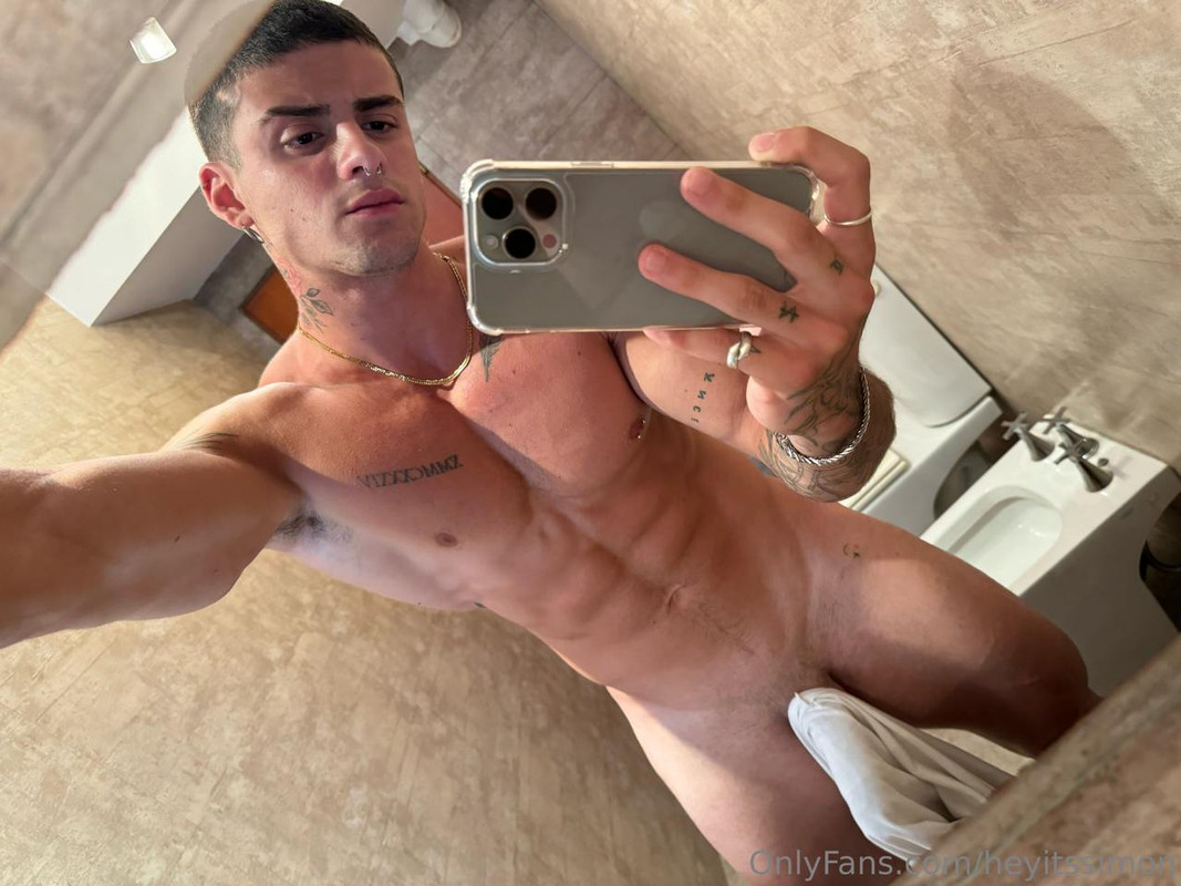 1 Simón Costa heyitssimon sexy cock