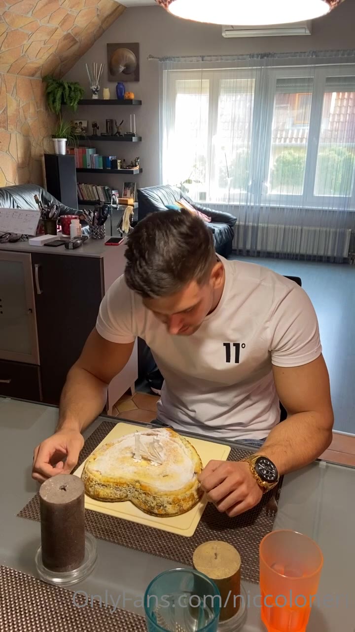 145 italian muscle stud Niccolo Neri niccoloneri big cock onlyfans porn