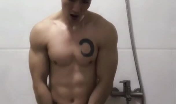 15 Asian hunk Deric777 Onlyfans porn