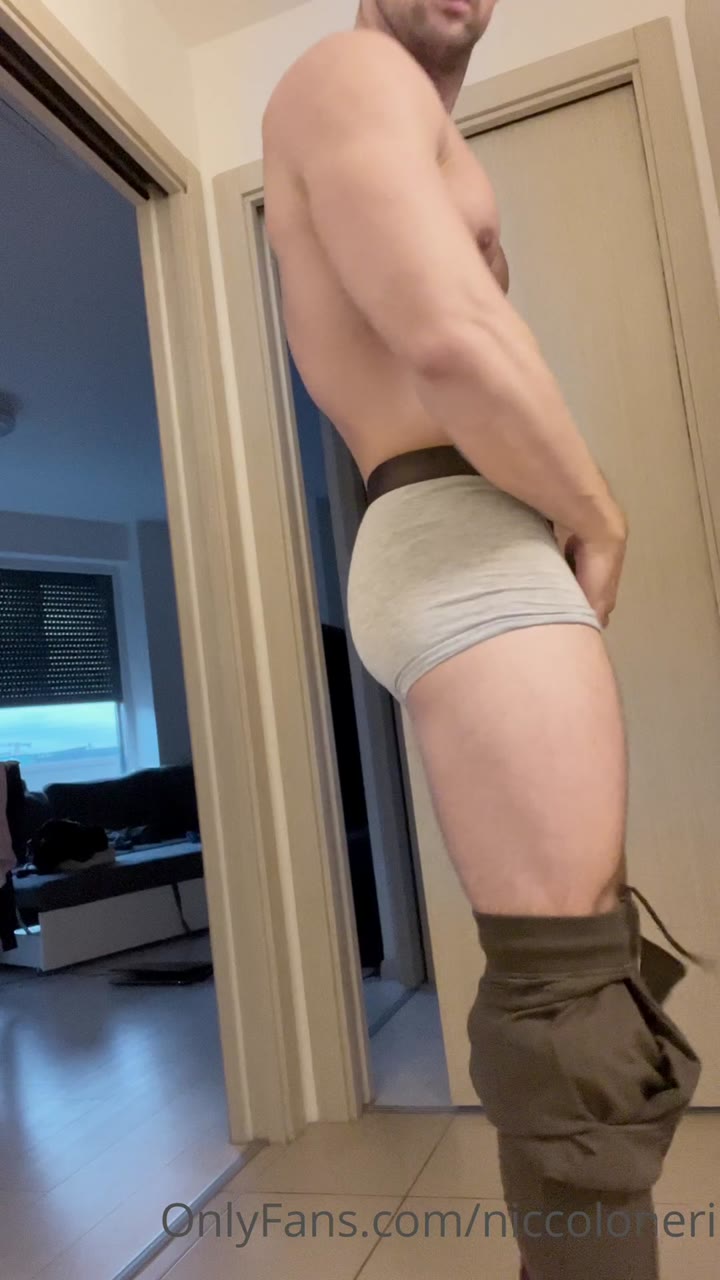 50 italian muscle stud Niccolo Neri niccoloneri big cock onlyfans porn